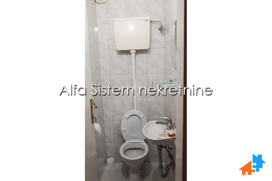 Izdavanje, trosoban stan, 65m², Voždovac Sve Podlokacije, Beograd