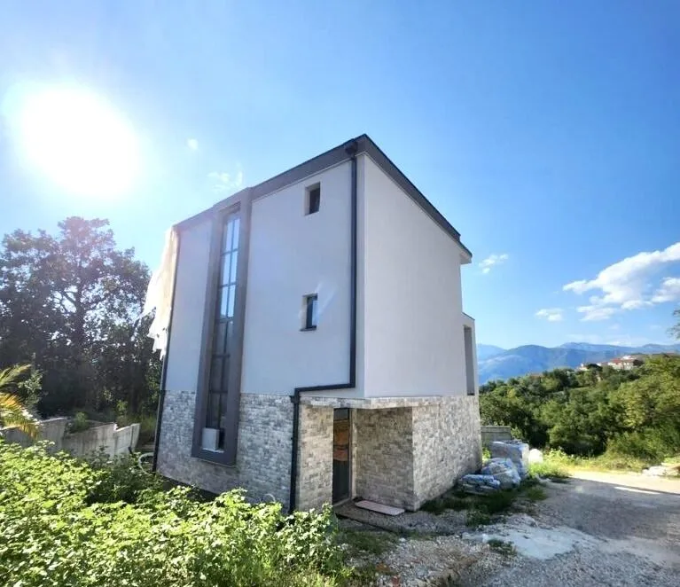 Sale, house, 230m², Kalimanj, Tivat