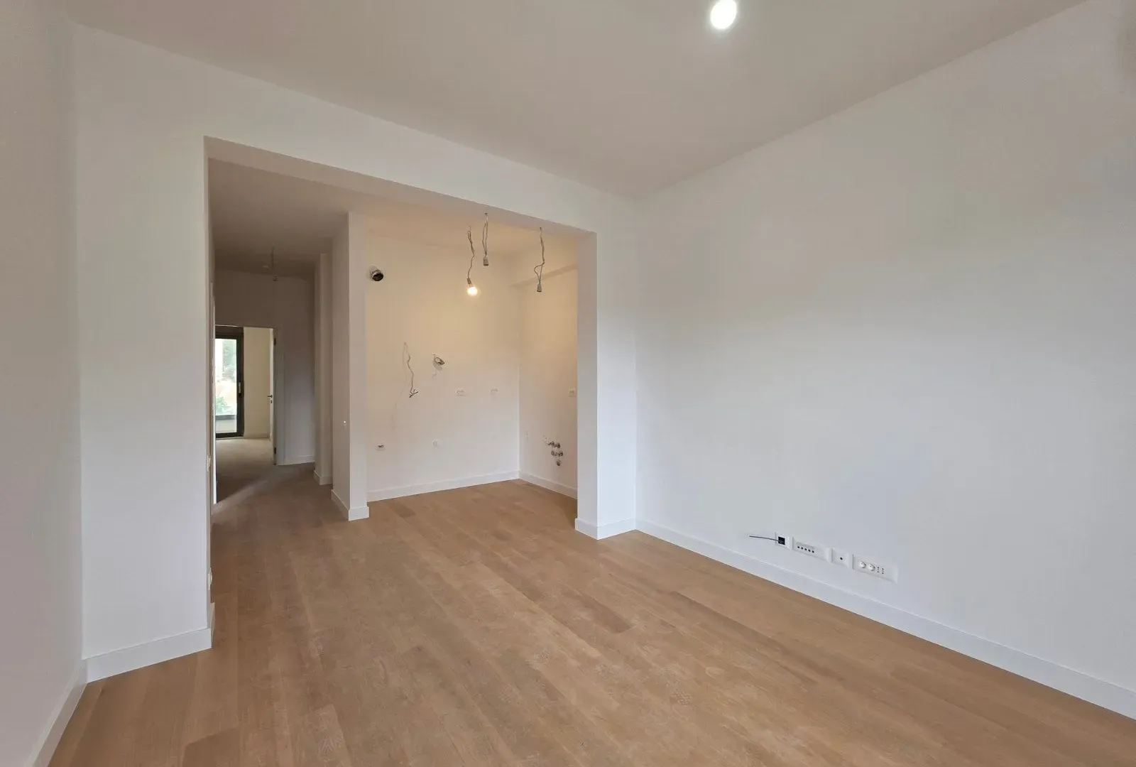 Sale, two bedroom apartment, 69m², Bečići, Budva