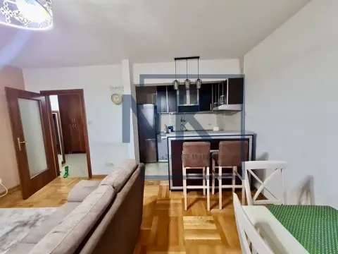 Izdavanje, dvosoban stan, 60m², Blok 9, Podgorica - image 3