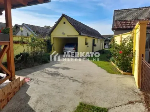 Prodaja, kuća, 136m², Klek, Zrenjanin - image 8