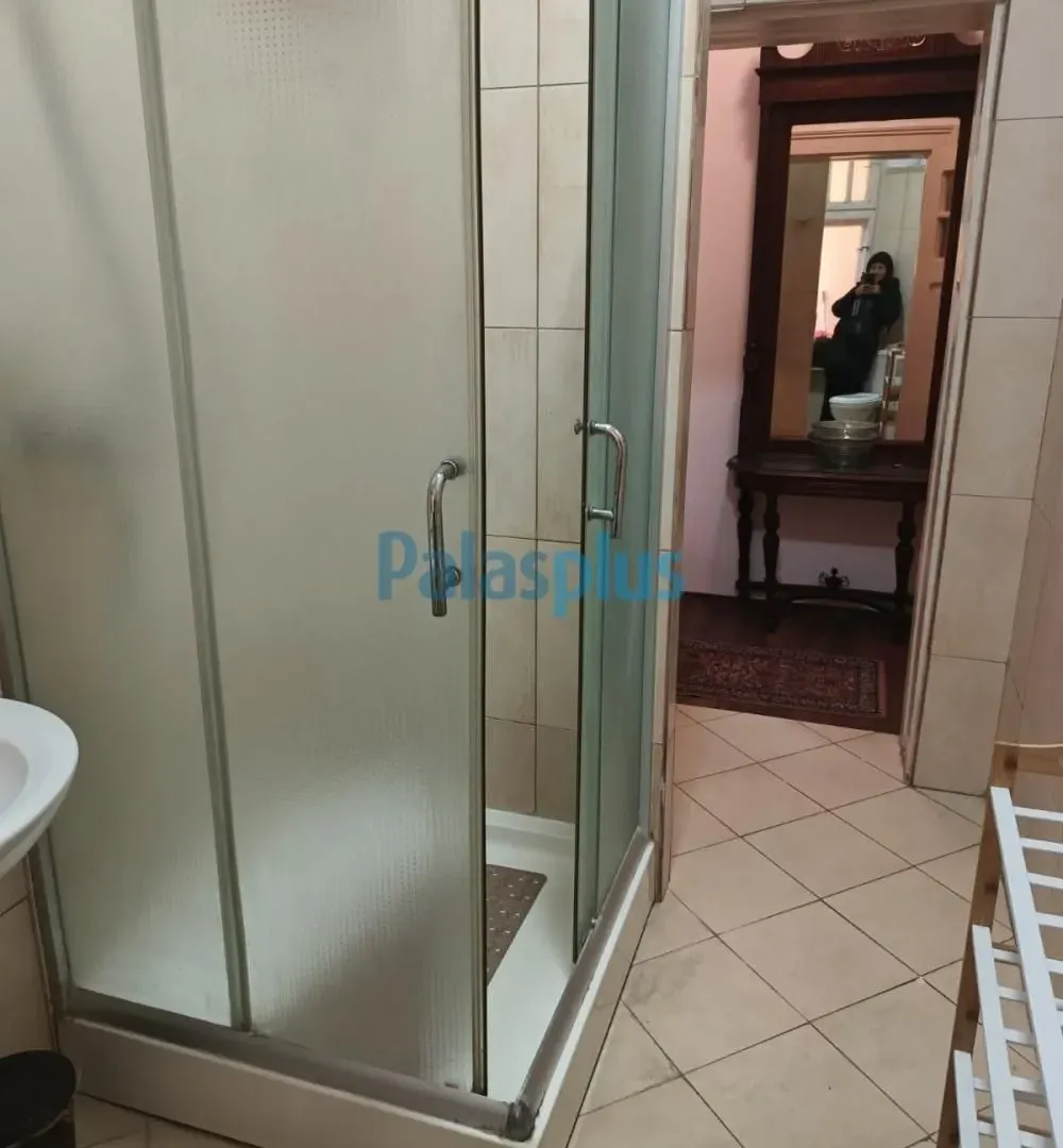 Rent, two bedroom apartment, 63m², Botanička Bašta, Palilula Sve Podlokacije