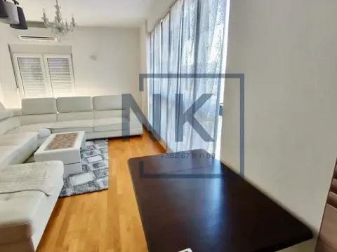 Izdavanje, dvosoban stan, 74m², Stari Aerodrom, Podgorica - image 3