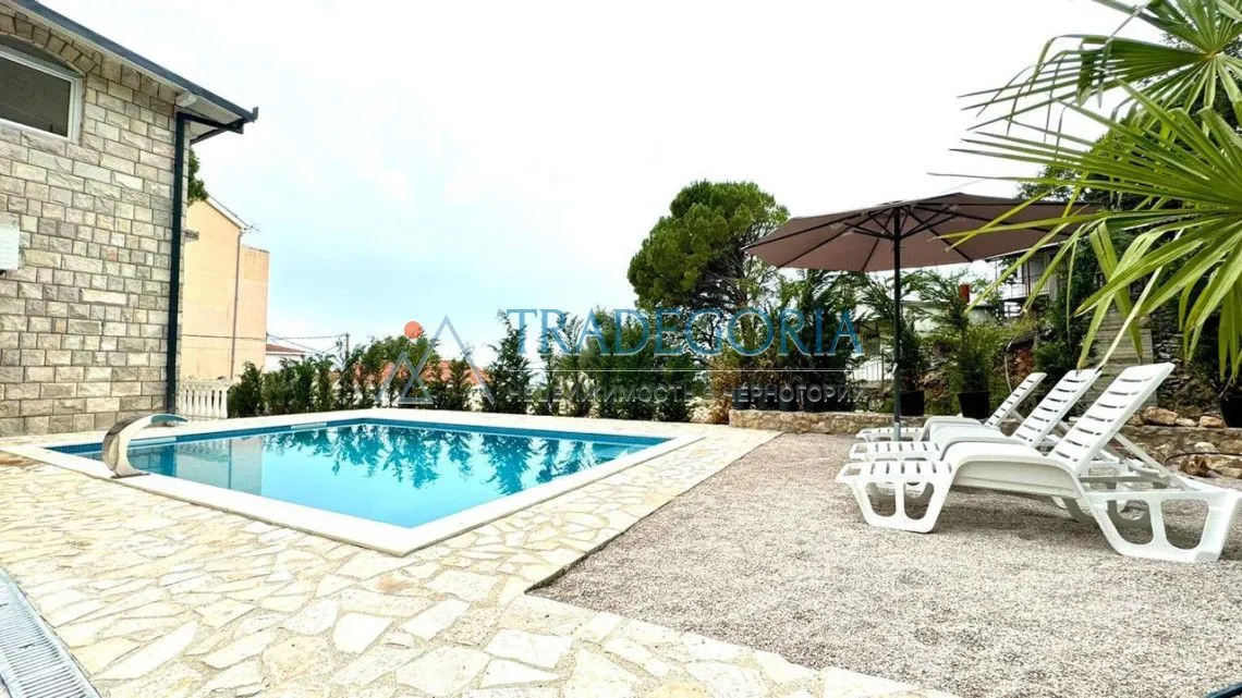 Prodaja, kuća, 320m², Bar, Crna Gora