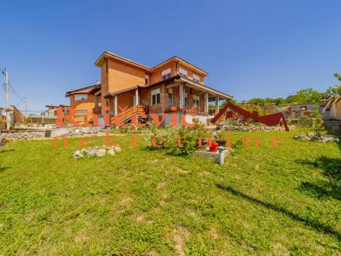 Prodaja, kuća, 320m², Voždovac Sve Podlokacije, Beograd - image 2