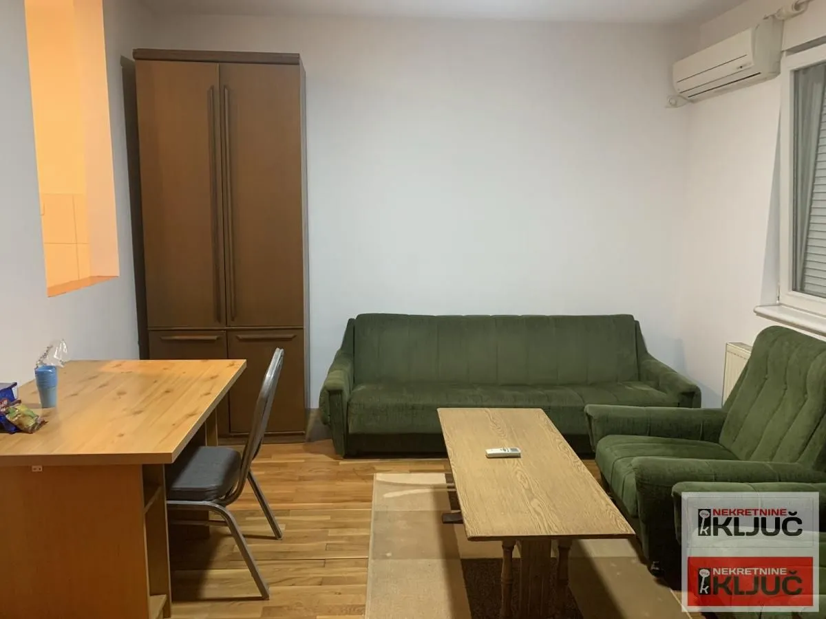 Izdavanje, jednosoban stan, 39m², Grbavica, Novi Sad Sve Podlokacije