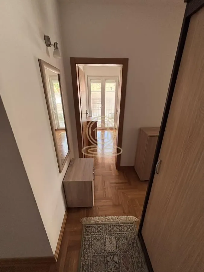 Prodaja, dvosoban stan, 41m², Centar, Vrnjačka Banja