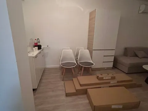 Rent, one bedroom apartment, 30m², Šušanj, Bar - image 3