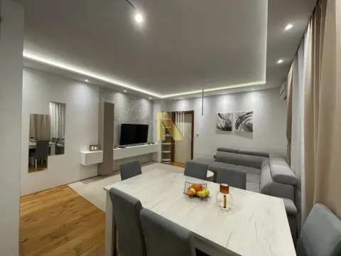 Izdavanje, dvosoban stan, 52m², Socijalno, Novi Sad Sve Podlokacije - image 3