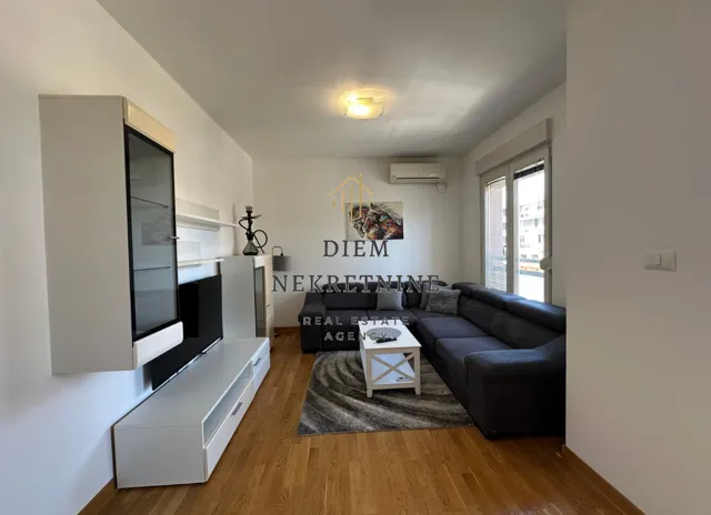 Rent, one bedroom apartment, 48m², City Kvart, Podgorica