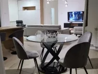 Izdavanje, četvorosoban stan, 160m², Savski Venac, Beograd - image 3