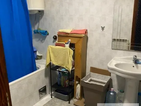 Prodaja, četvorosoban stan, 104m², Zemun Centar, Zemun Sve Podlokacije - image 13