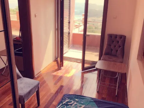 Izdavanje, dvosoban stan, 73m², Bečići, Budva - image 9