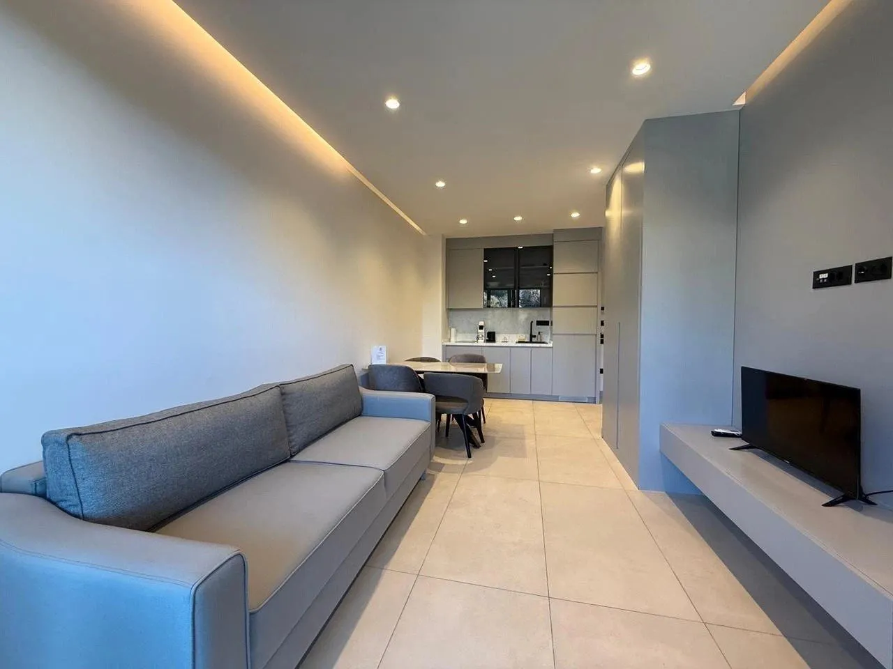 Sale, apartment, 45m², Bečići, Budva