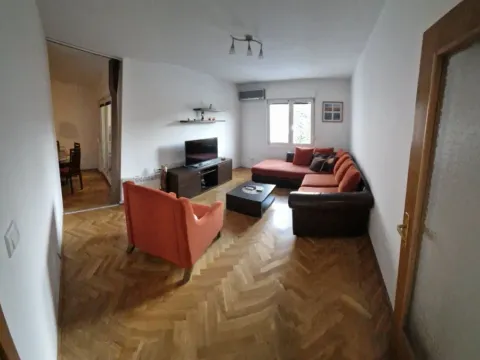 Izdavanje, jednosoban stan, 50m², Zagorič, Podgorica - image 4