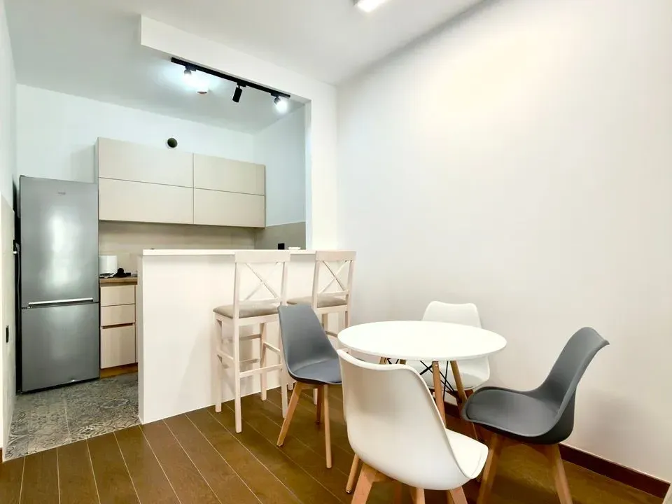 Izdavanje, jednosoban stan, 47m², Ljubović, Podgorica