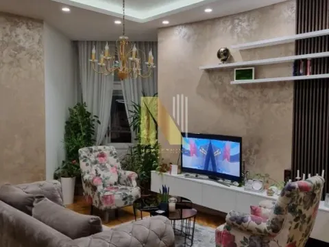 Izdavanje, trosoban stan, 100m², Centar, Novi Sad - image 2