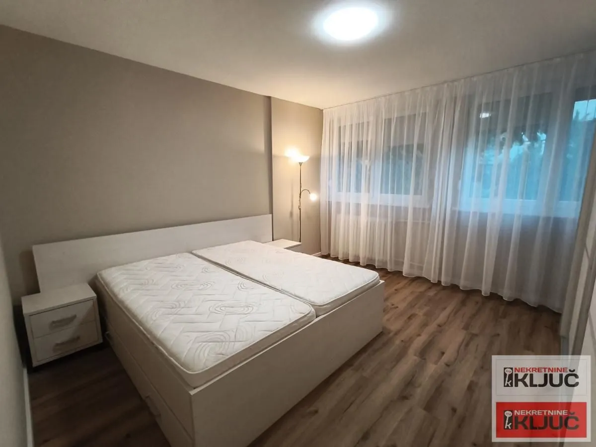 Izdavanje, dvosoban stan, 54m², Liman 1, Novi Sad Sve Podlokacije