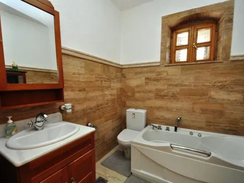 Sale, house, 480m², Reževići, Budva - image 18