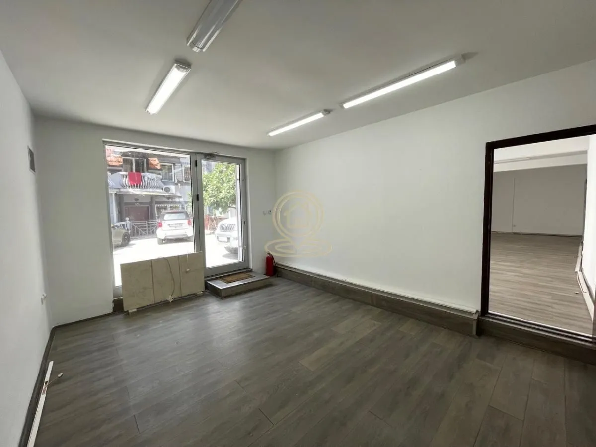Izdavanje, poslovni prostor, 148m², Stari Grad, Beograd