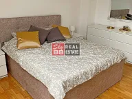 Izdavanje, četvorosoban stan, 130m², Senjak, Beograd - image 9