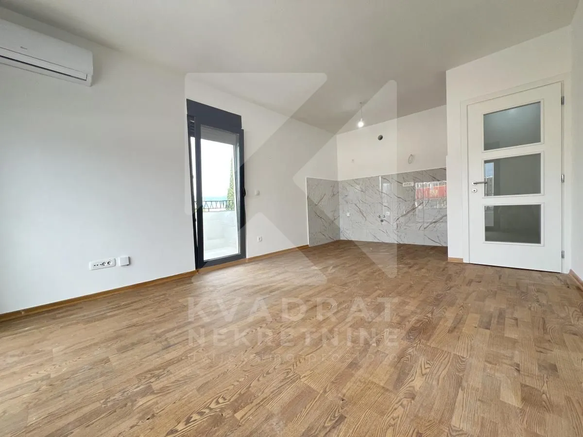 Izdavanje, dvosoban stan, 55m², City Kvart, Podgorica