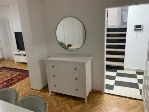 Izdavanje, kuća, 250m², Zagorič, Podgorica - image 6