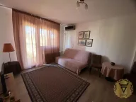 Izdavanje, dvosoban stan, 56m², Karaburma, Palilula Sve Podlokacije - image 1