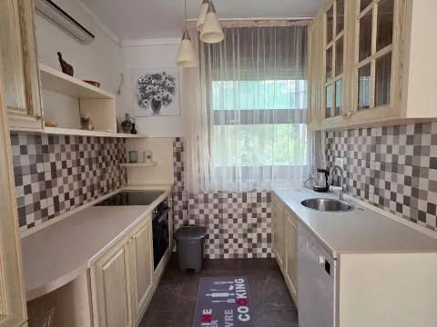 Sale, two bedroom apartment, 50m², Maslinjak, Budva - image 7