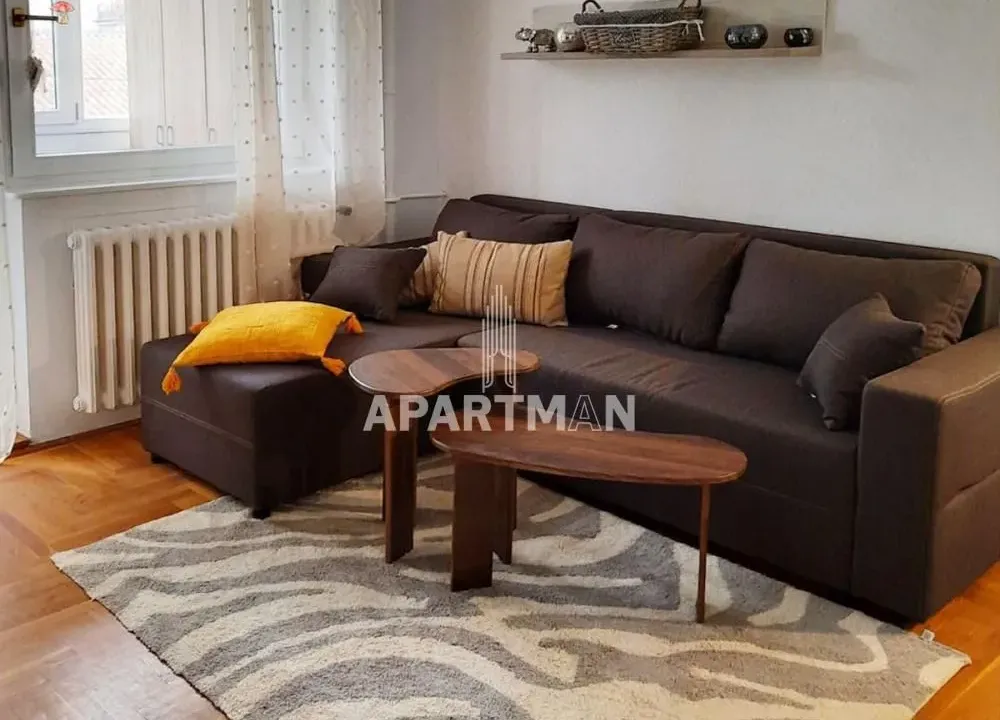 Rent, one bedroom apartment, 38m², Stari Grad, Beograd