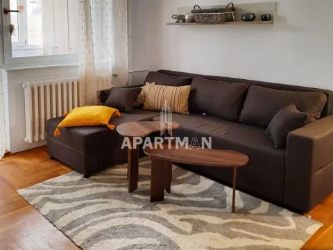 Rent, one bedroom apartment, 38m², Stari Grad, Beograd