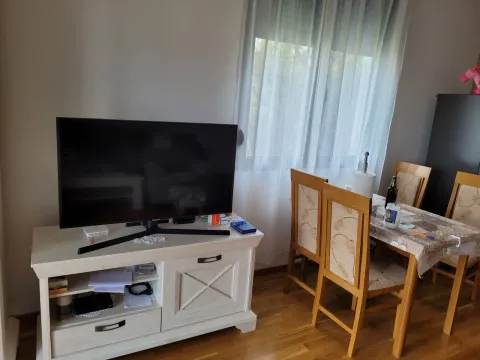 Prodaja, stan, 70m², Tivat, Crna Gora - image 7