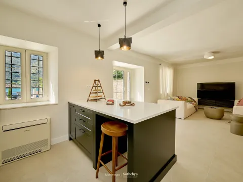 Rent, house, 200m², Kotor, Crna Gora - image 13