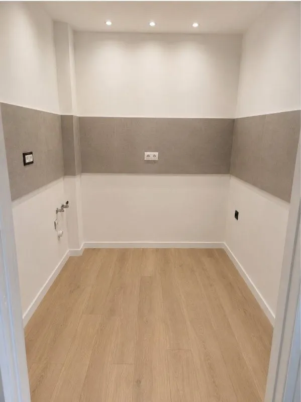 Prodaja, trosoban stan, 67m², Vračar Hram, Vračar Sve Podlokacije