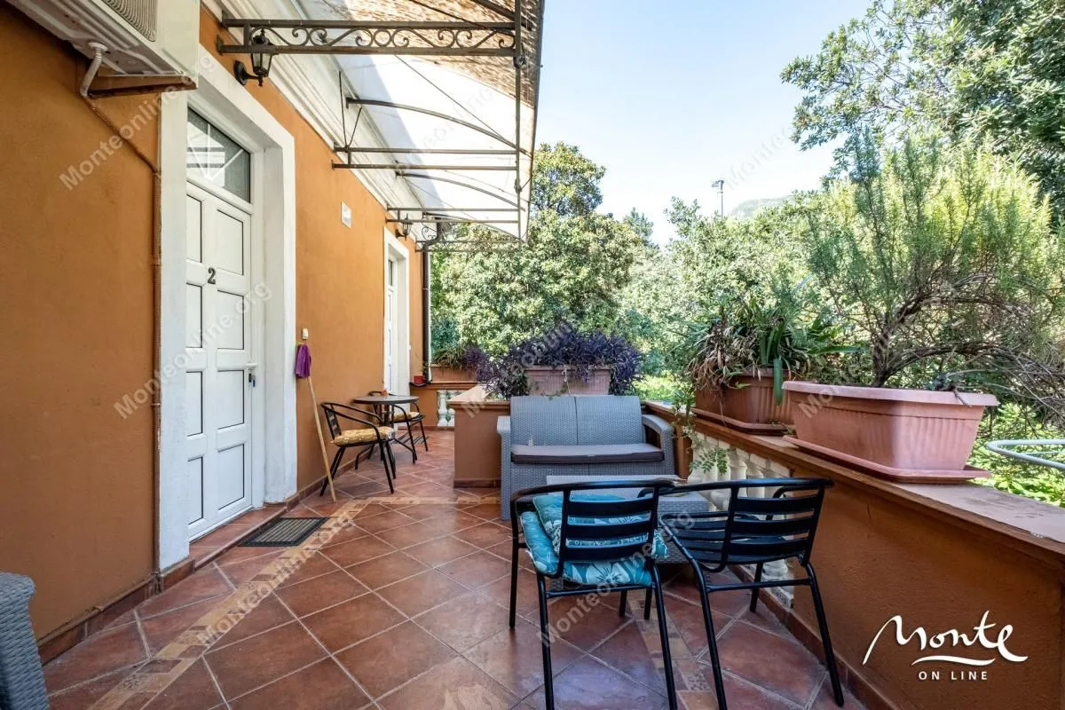 Sale, house, 112m², Risan, Kotor
