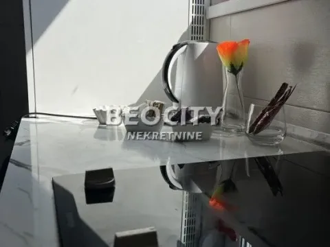 Prodaja, jednosoban stan, 32m², Centar, Novi Sad - image 7