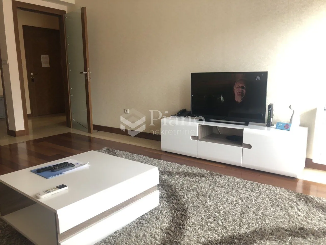 Rent, one bedroom apartment, 58m², Centar, Podgorica
