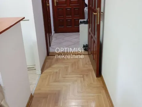 Prodaja, kuća, 54m², Uciteljsko Naselje, Zvezdara Sve Podlokacije - image 12