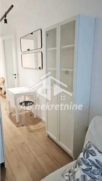 Sale, apartment, 33m², Stari Grad, Beograd