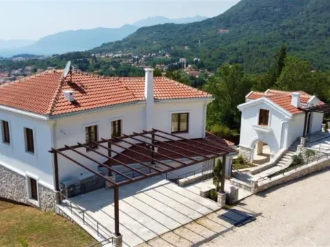 Prodaja, kuća, 320m², Tivat, Crna Gora - image 15