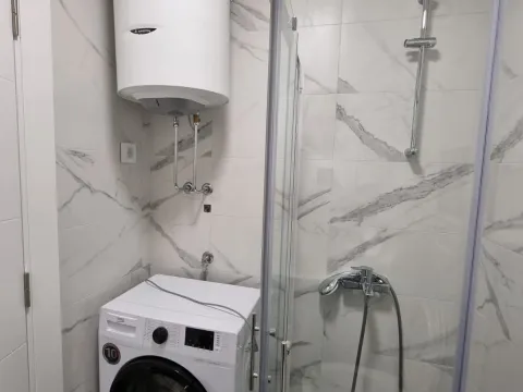 Izdavanje, jednosoban stan, 40m², Budva, Crna Gora - image 14