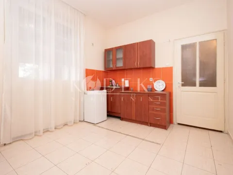 Rent, office space, 89m², Centar, Podgorica - image 4