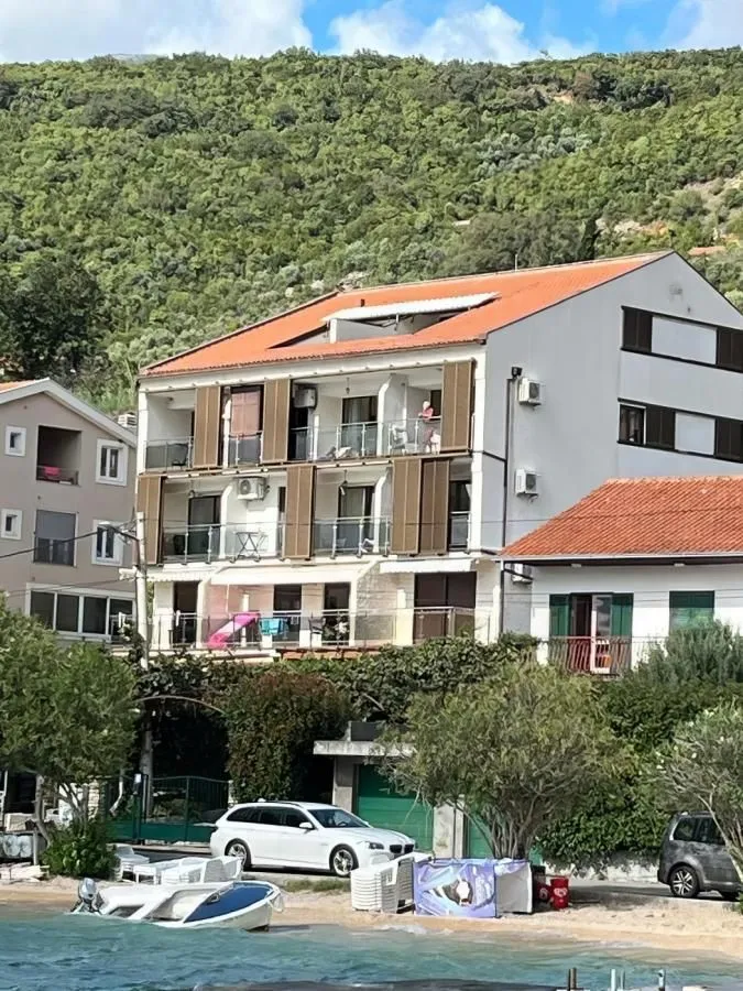 Prodaja, dvosoban stan, 80m², Kumbor, Herceg Novi
