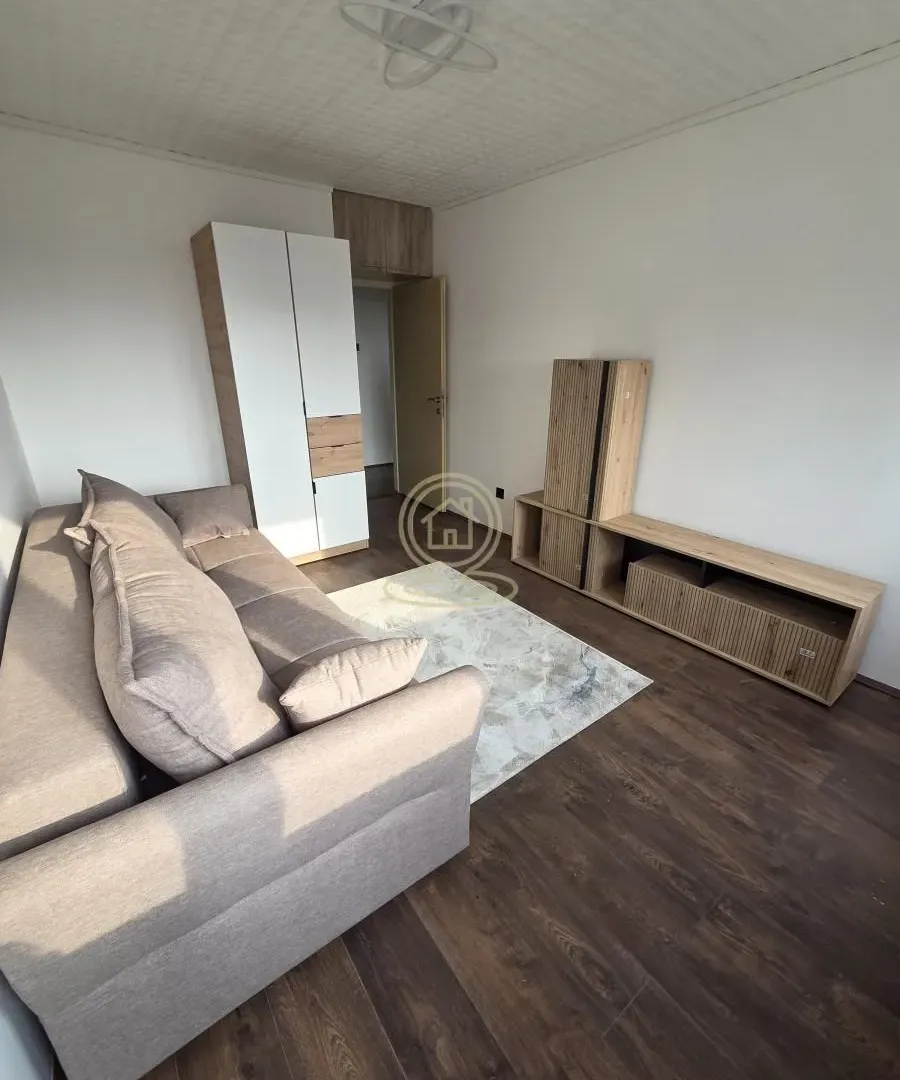 Prodaja, trosoban stan, 70m², Medijana, Niš