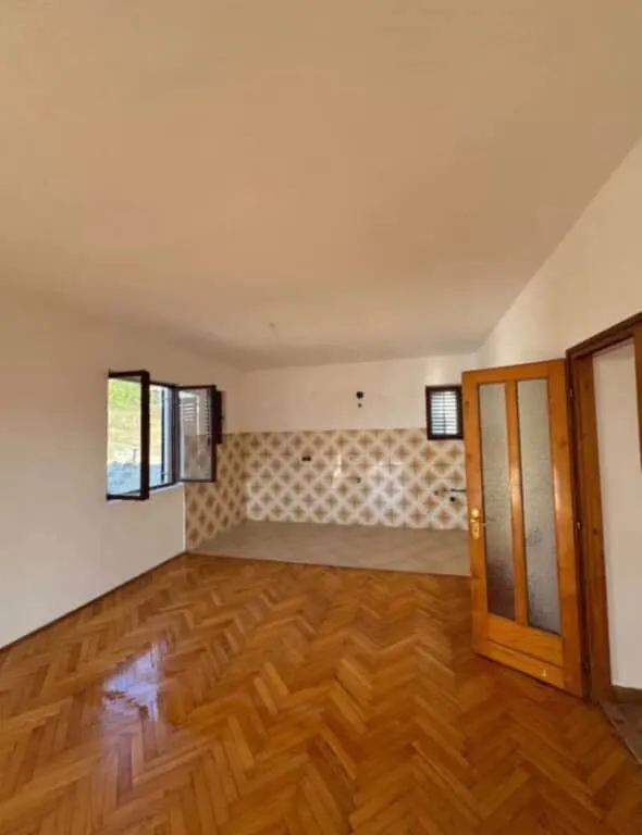 Prodaja, stan, 75m², Tivat, Crna Gora