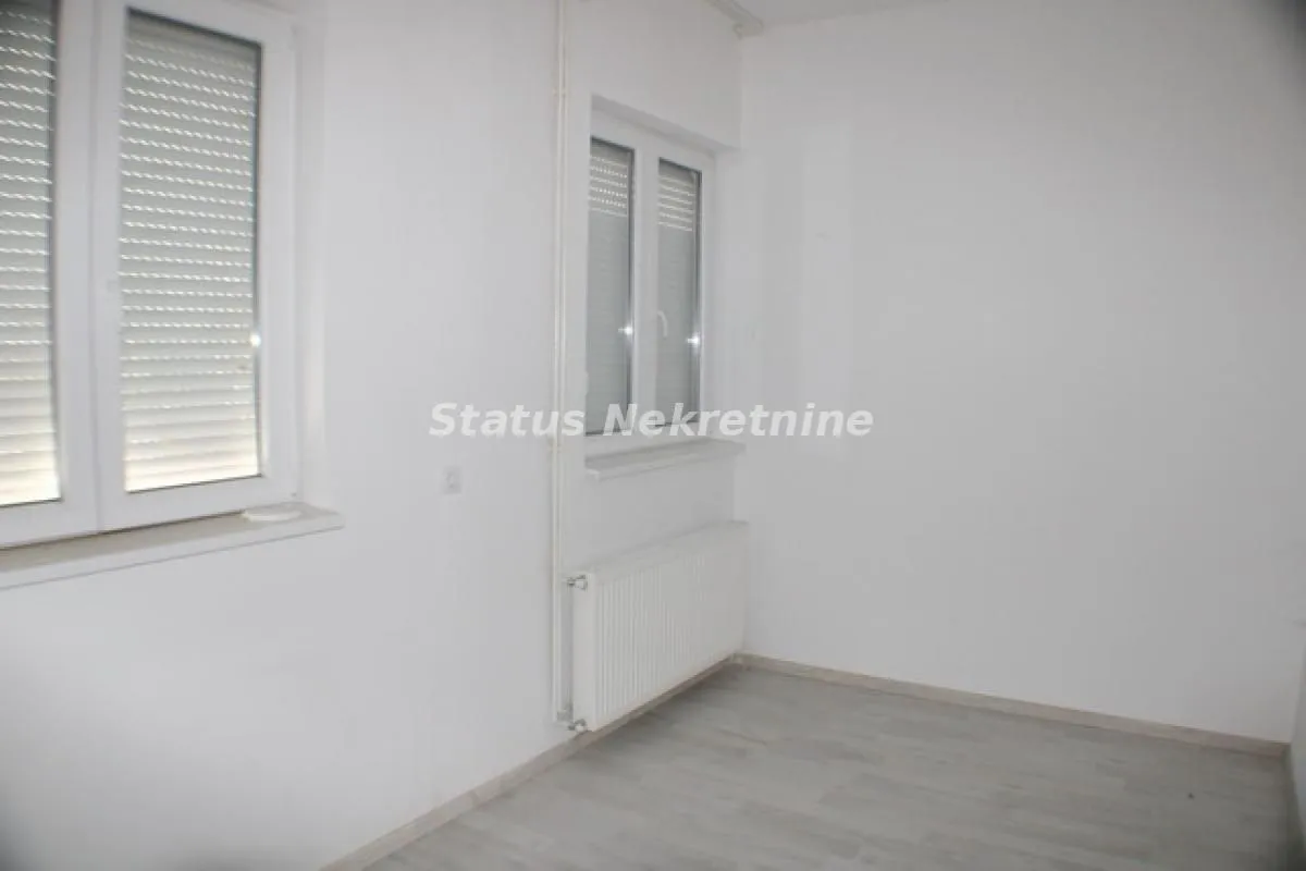 Prodaja, kuća, 225m², Veternik, Novi Sad Sve Podlokacije