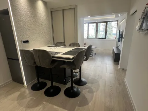 Prodaja, dvosoban stan, 46m², Centar, Bar - image 7