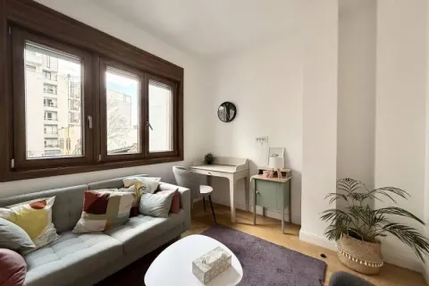 Izdavanje, četvorosoban stan, 81m², Dorćol Sve Podlokacije, Beograd - image 10