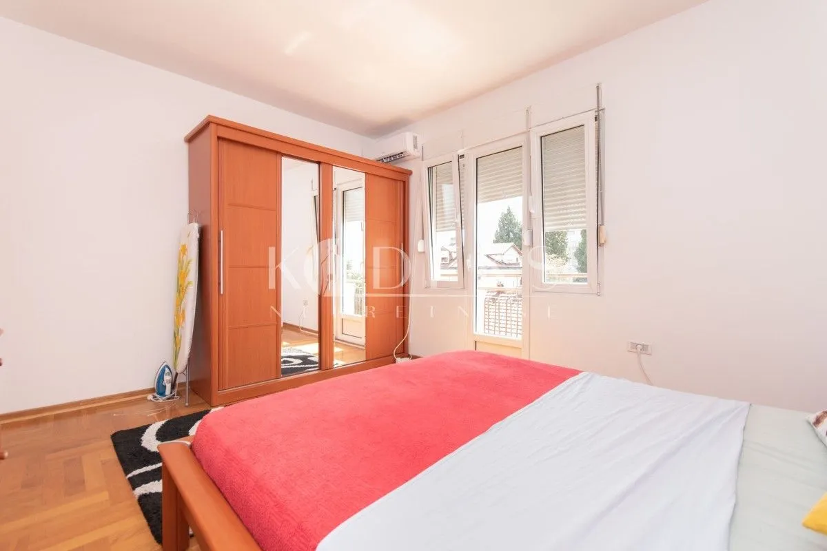 Izdavanje, dvosoban stan, 53m², Centar, Podgorica