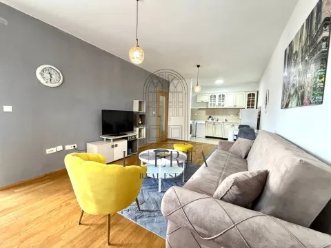 Izdavanje, jednosoban stan, 50m², Tuški Put, Podgorica - image 2